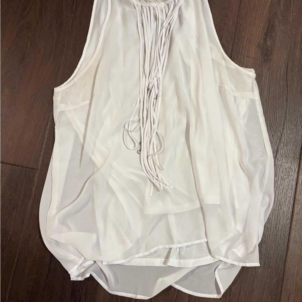 Elegant White Sleeveless Top